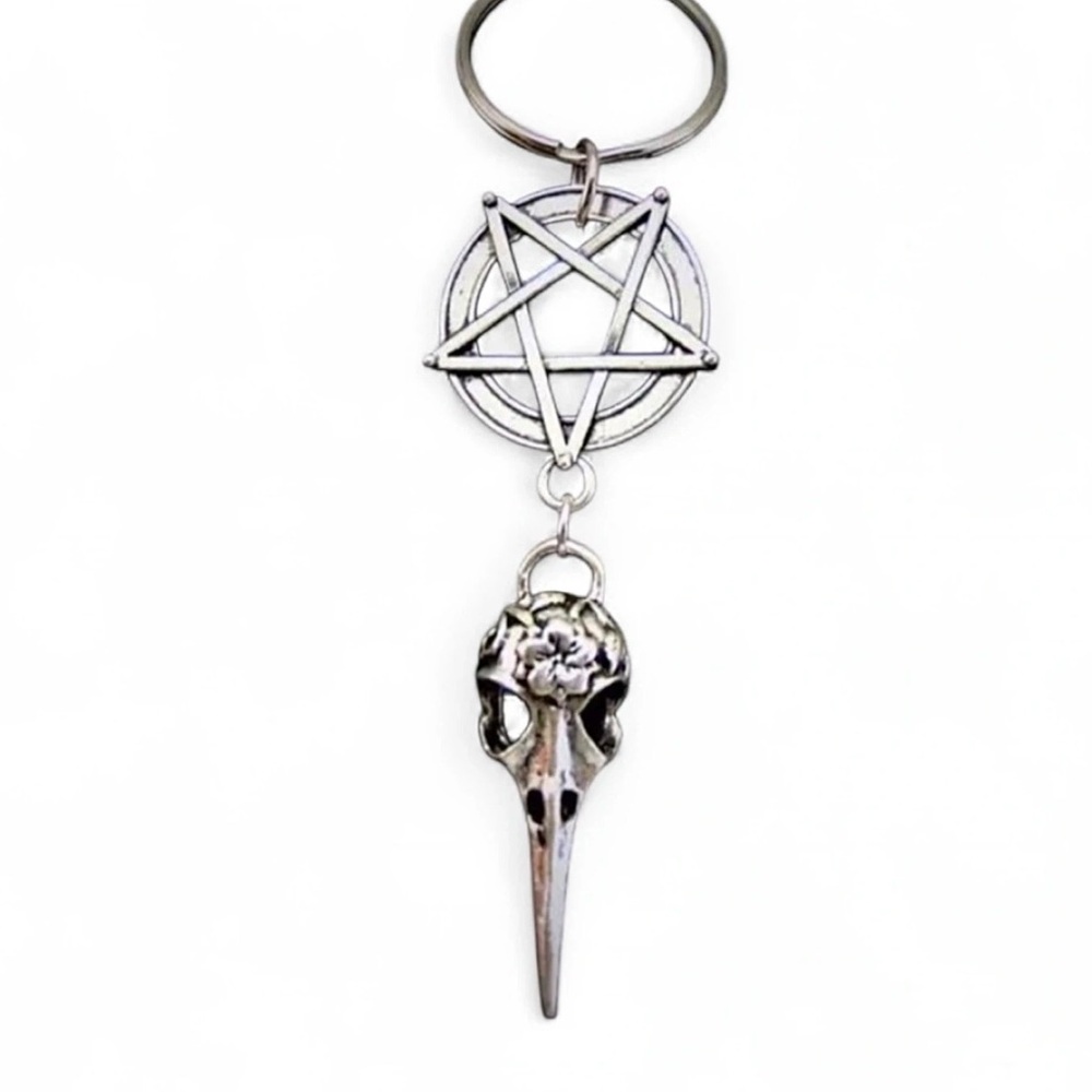NEW! Raven Bird Skull Pentacle Keychain Silver Tone